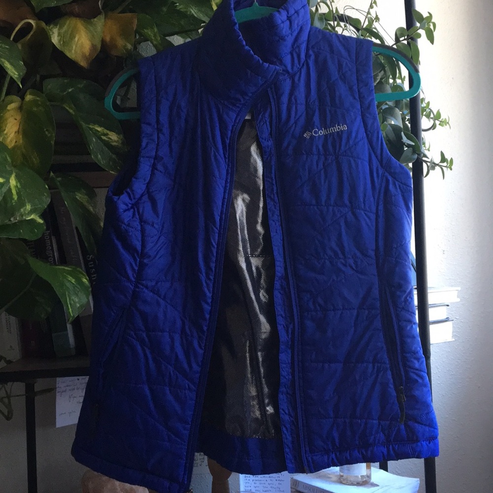Columbia Omni-shield blue down vest